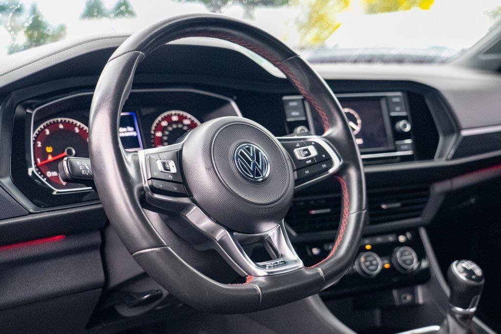 Used 2019 Volkswagen Jetta GLI image 14