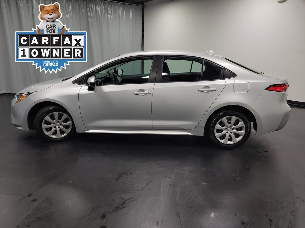Used 2024 Toyota Corolla LE FWD image 5