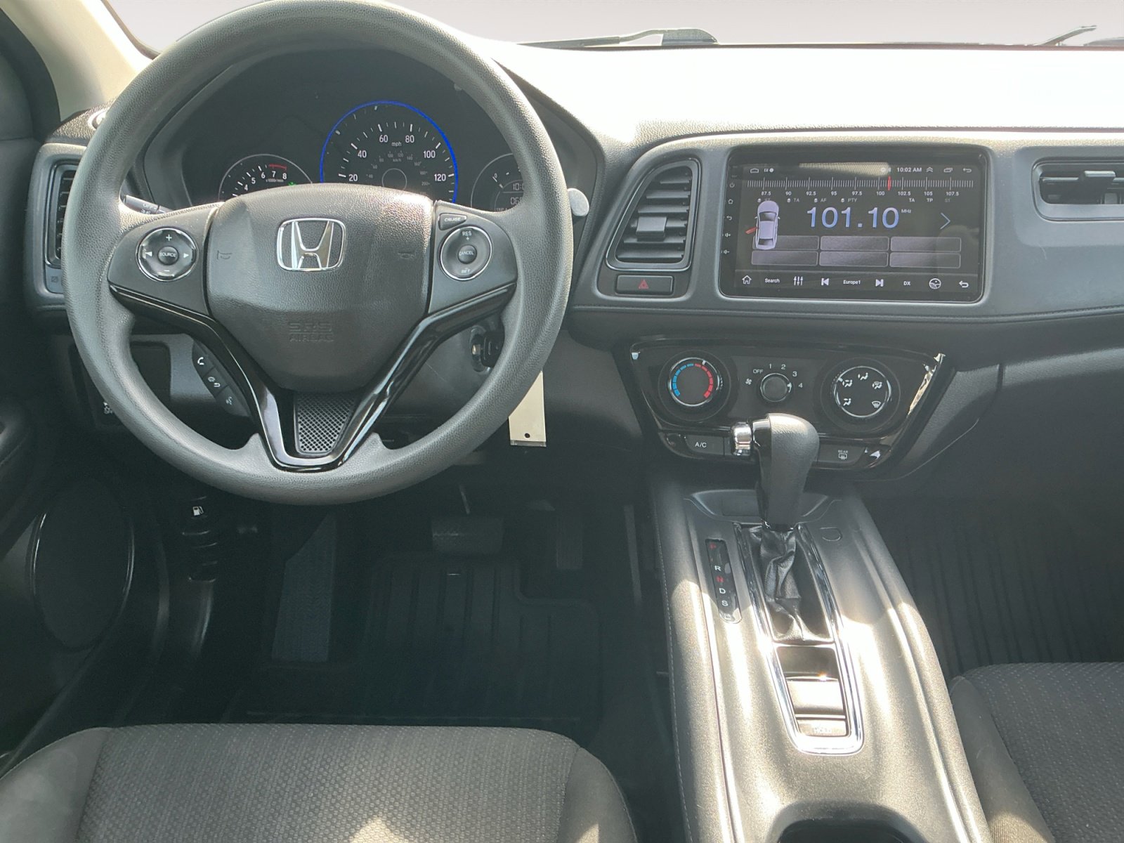 Used 2017 Honda HR-V LX image 10