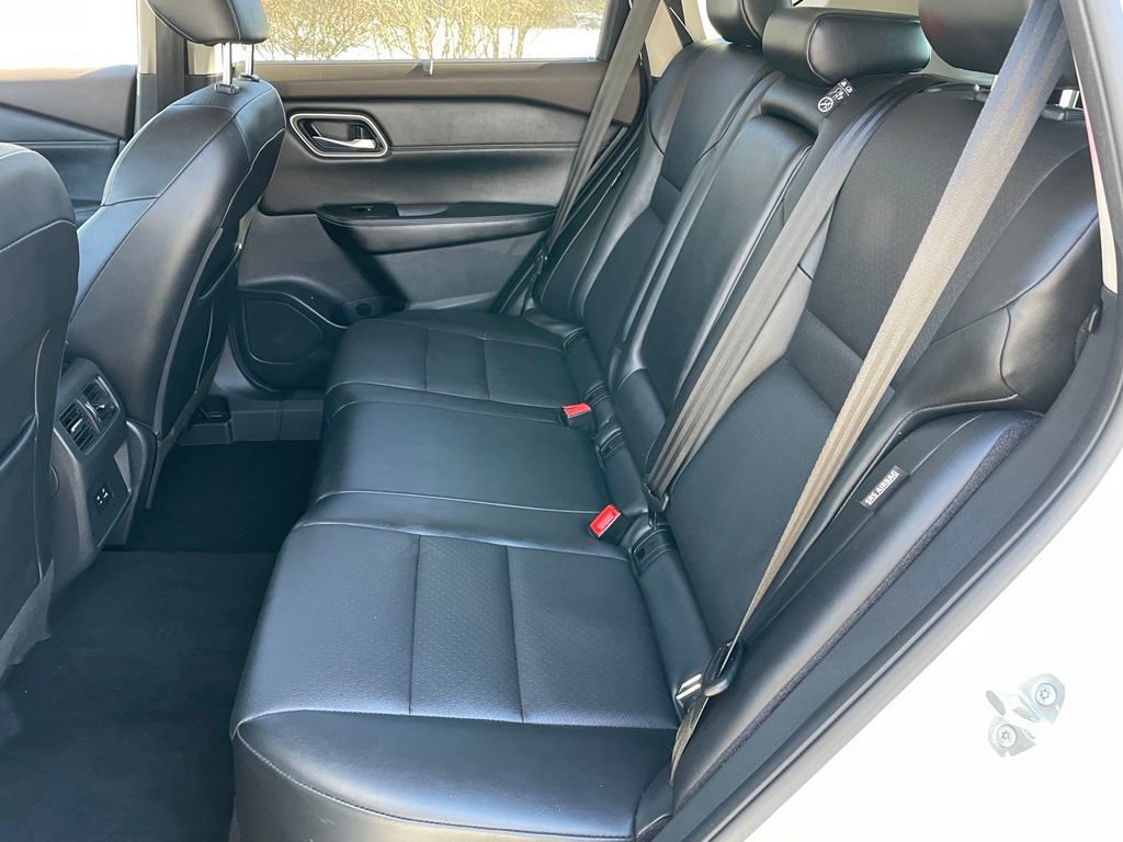 Certified 2023 Nissan Rogue SV w/ SV Premium B Package AWD/4WD image 9