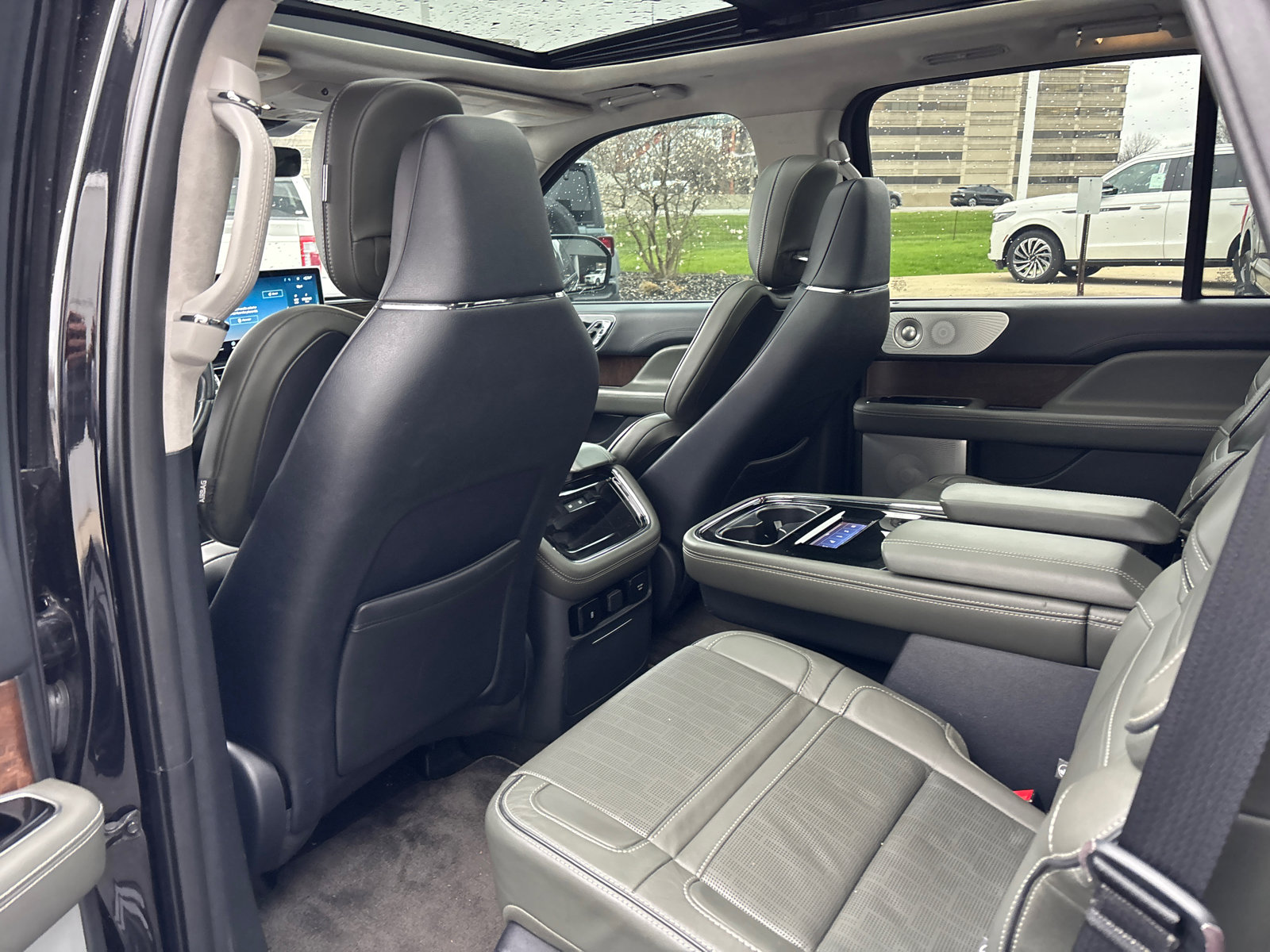 Certified 2022 Lincoln Navigator Black Label image 27