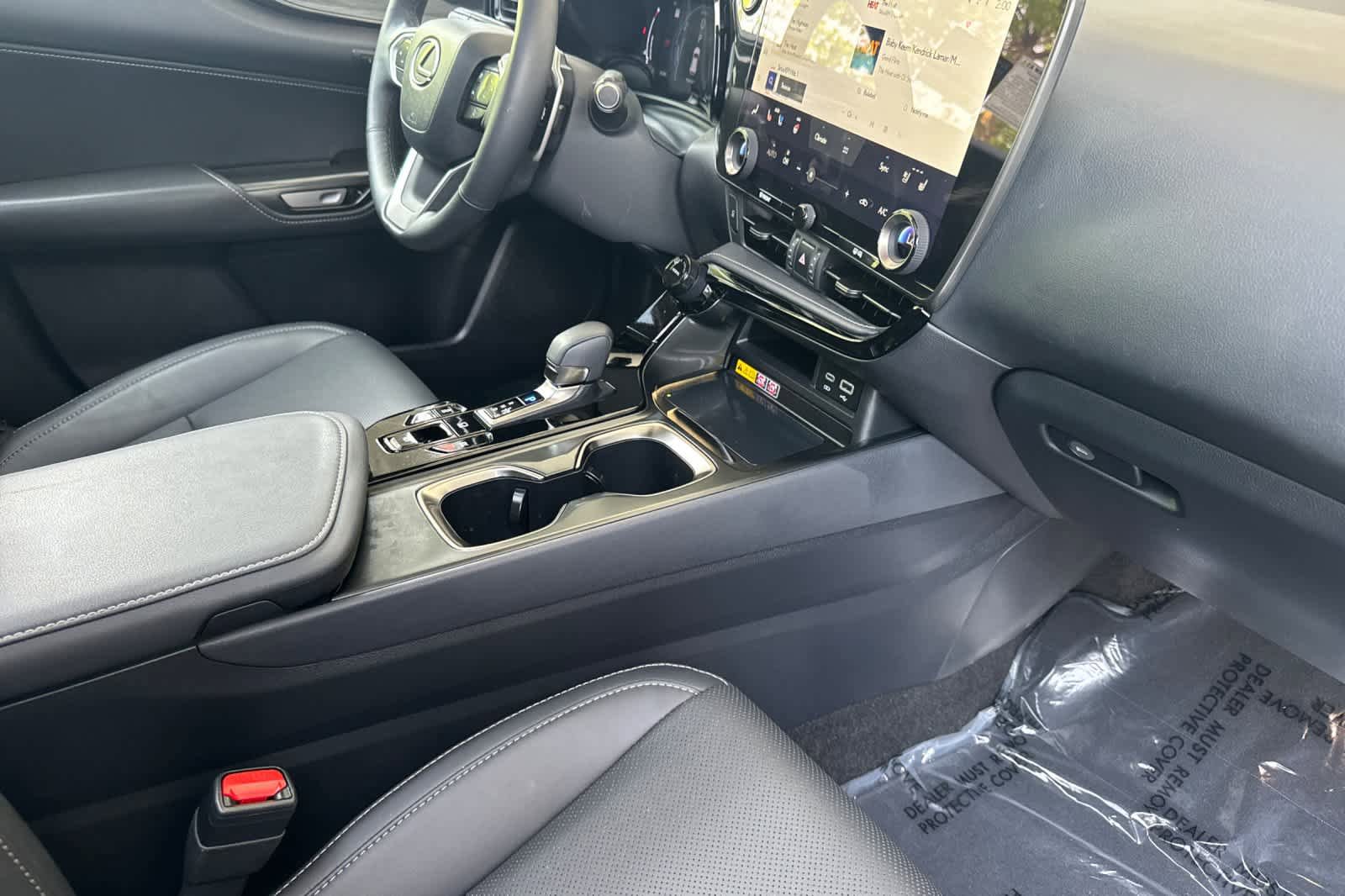 Certified 2025 Lexus NX 350h AWD w/ Accessory Package (2T) image 16