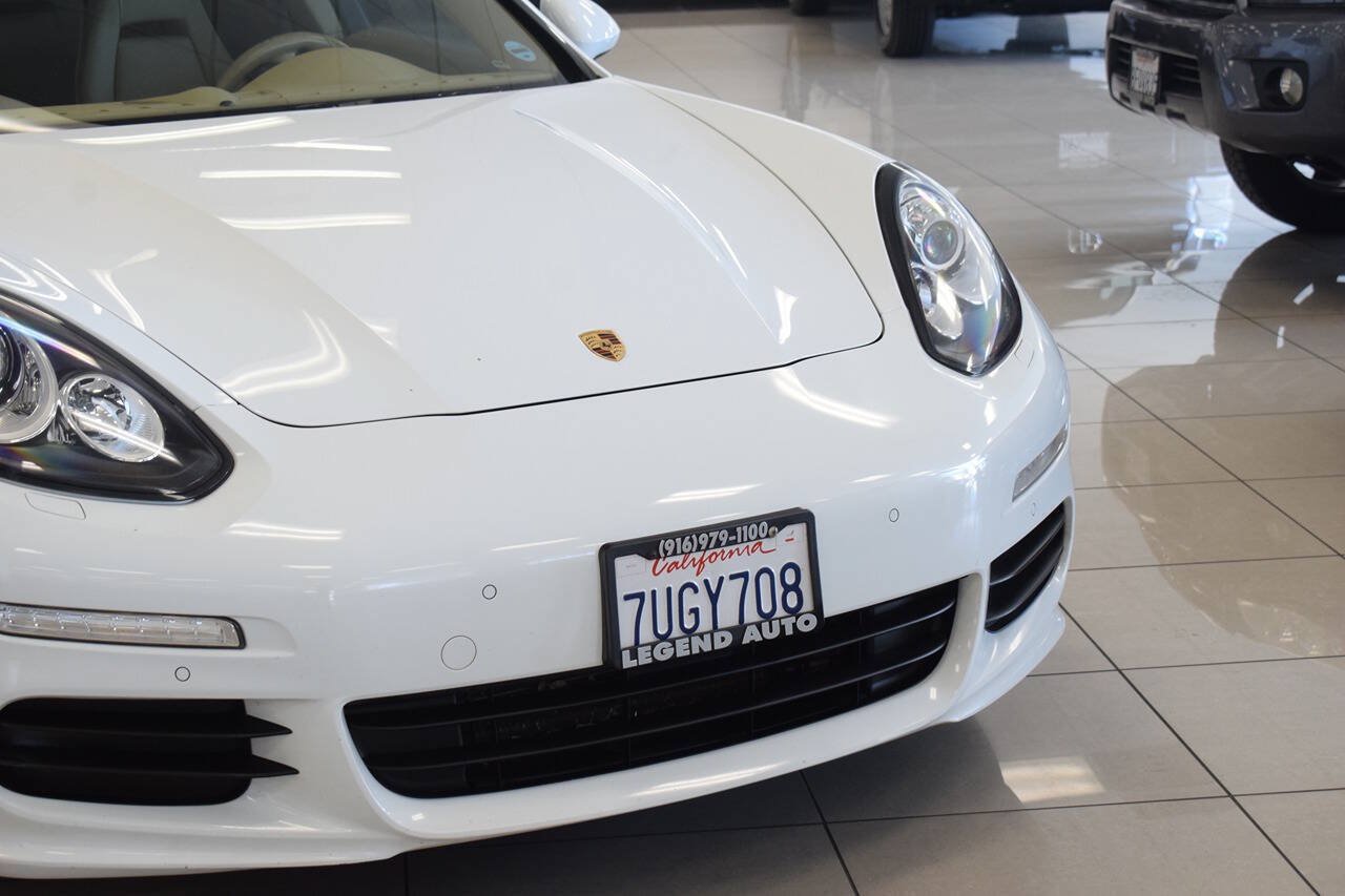 Used 2016 Porsche Panamera AWD/4WD image 5