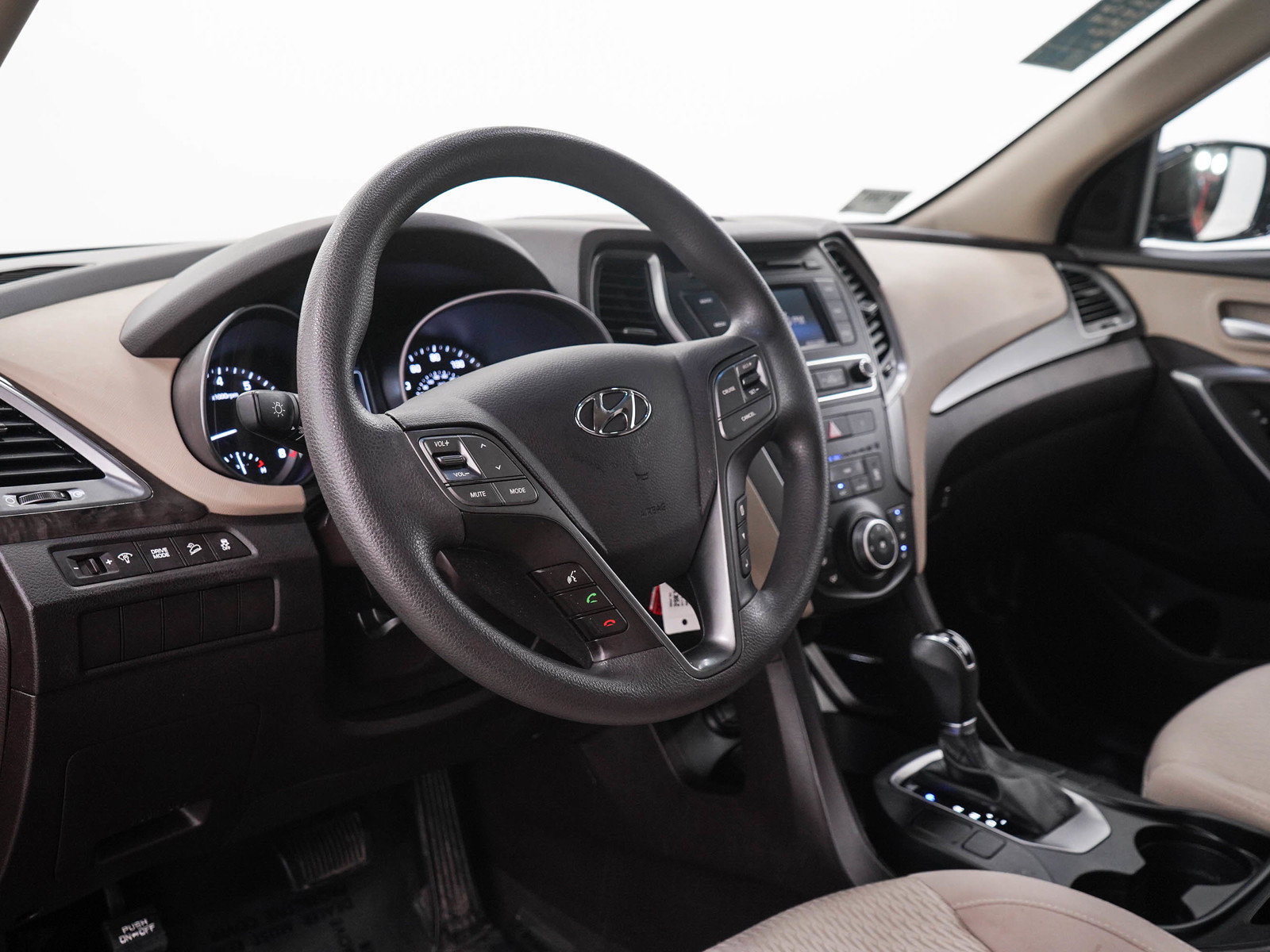 Used 2017 Hyundai Santa Fe Sport FWD image 23
