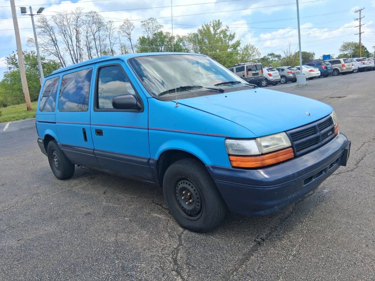 Used 1995 Dodge Caravan FWD image 3