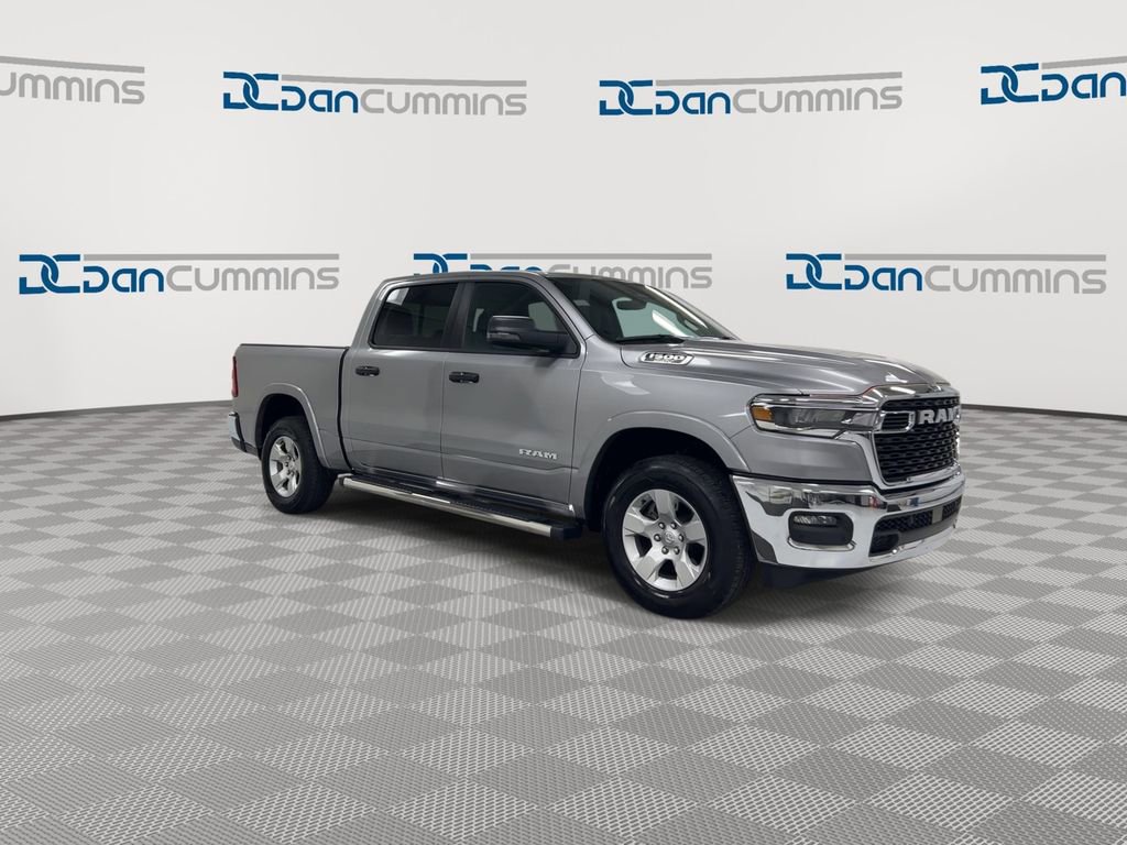 Used 2025 RAM 1500 Big Horn AWD/4WD image 2