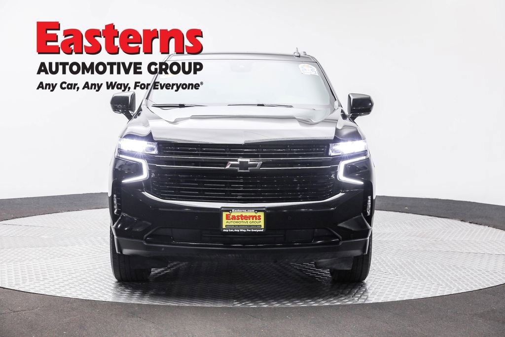 Used 2024 Chevrolet Suburban RST image 2