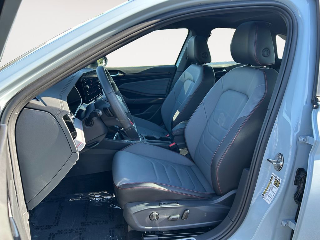 Used 2026 Volkswagen Jetta GLI Autobahn FWD image 6