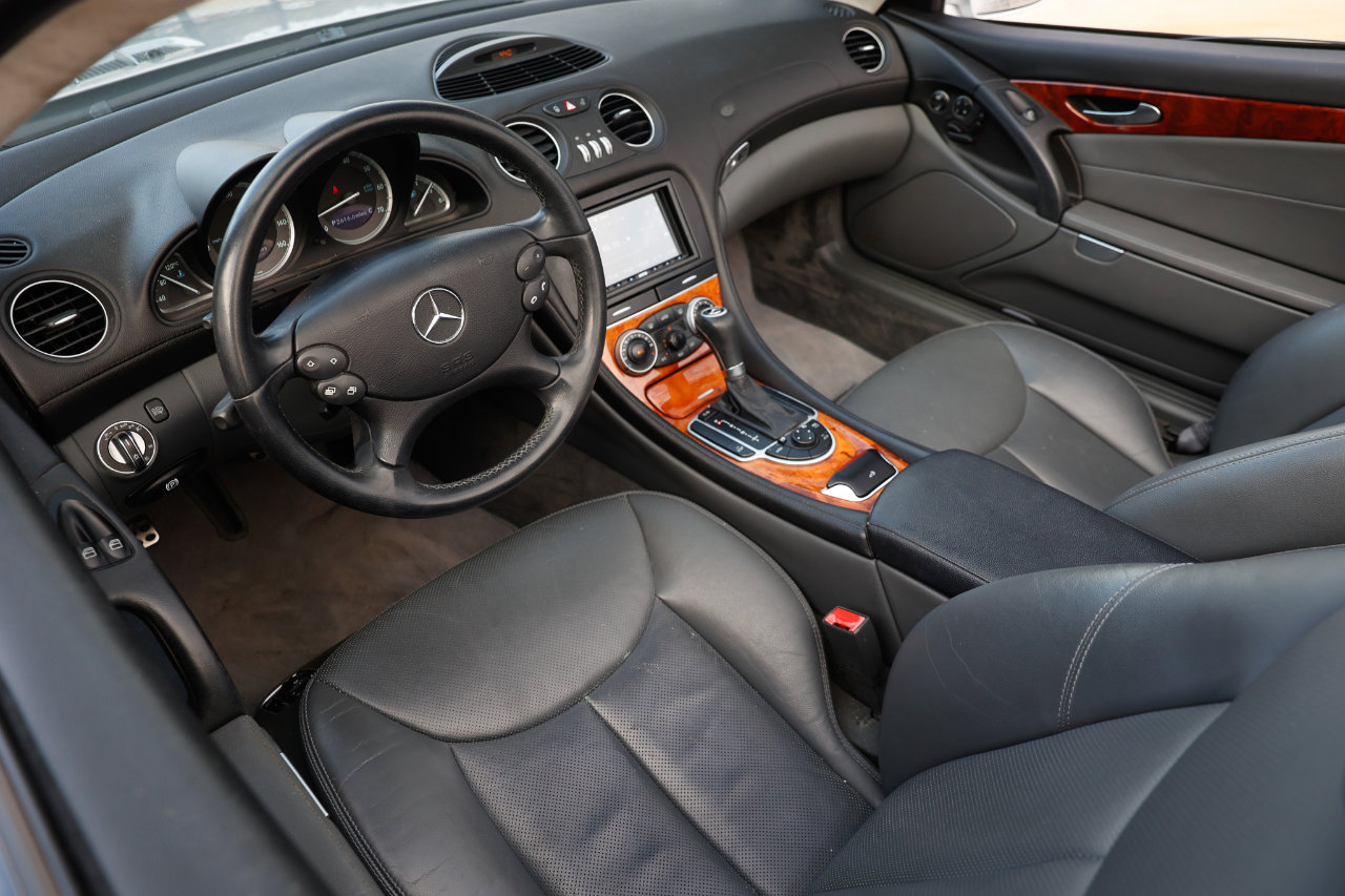 Used 2006 Mercedes-Benz SL 500 image 6