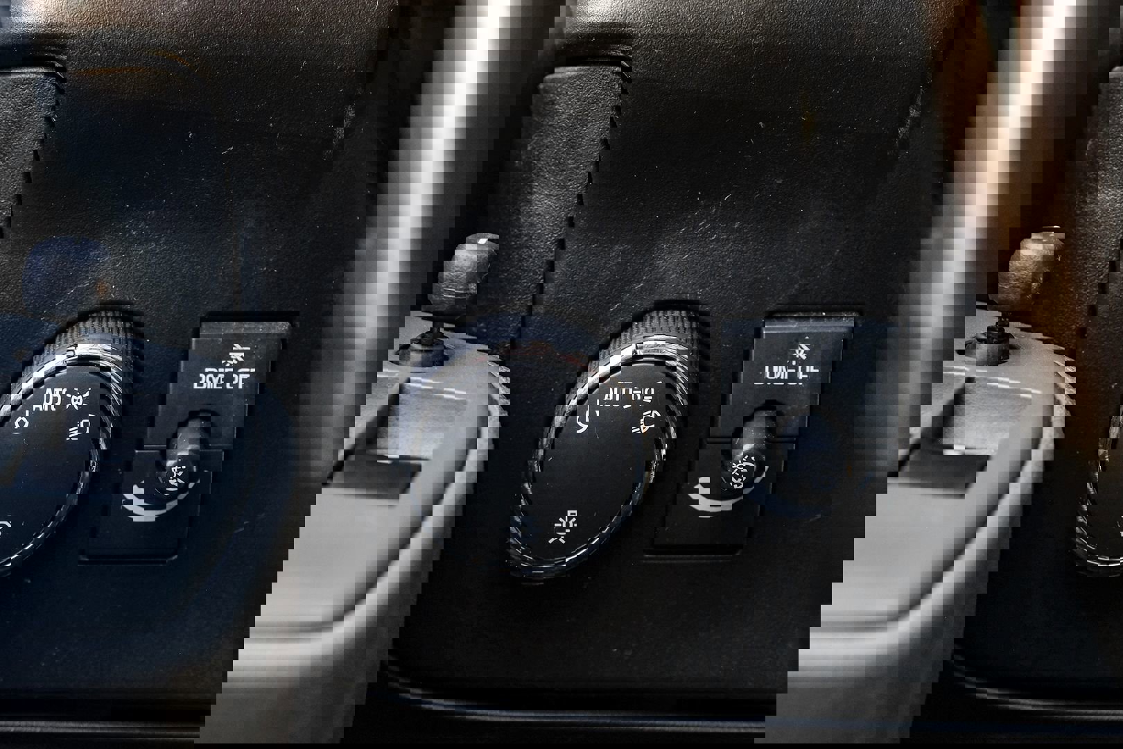 Used 2019 Chevrolet Express 2500 w/ Driver Convenience Package image 28