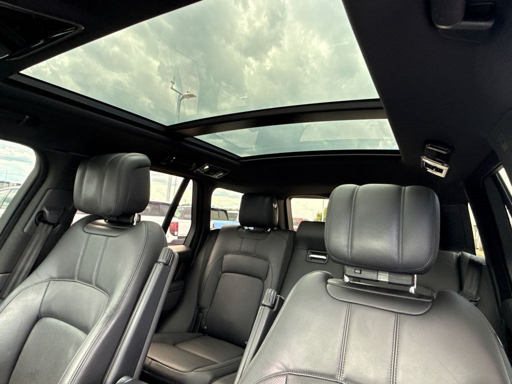 Used 2020 Land Rover Range Rover HSE AWD/4WD image 23