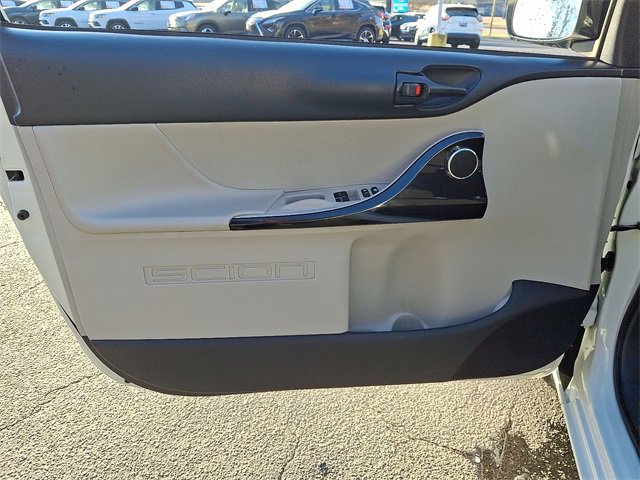 Used 2012 Scion iQ image 12