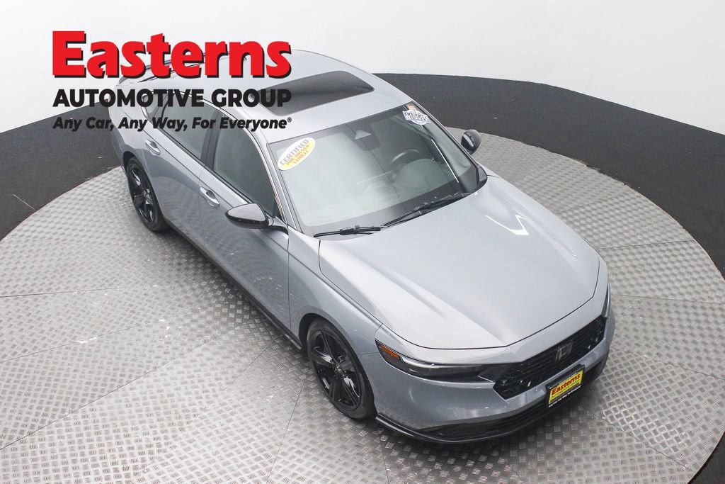 Used 2023 Honda Accord Sport image 3