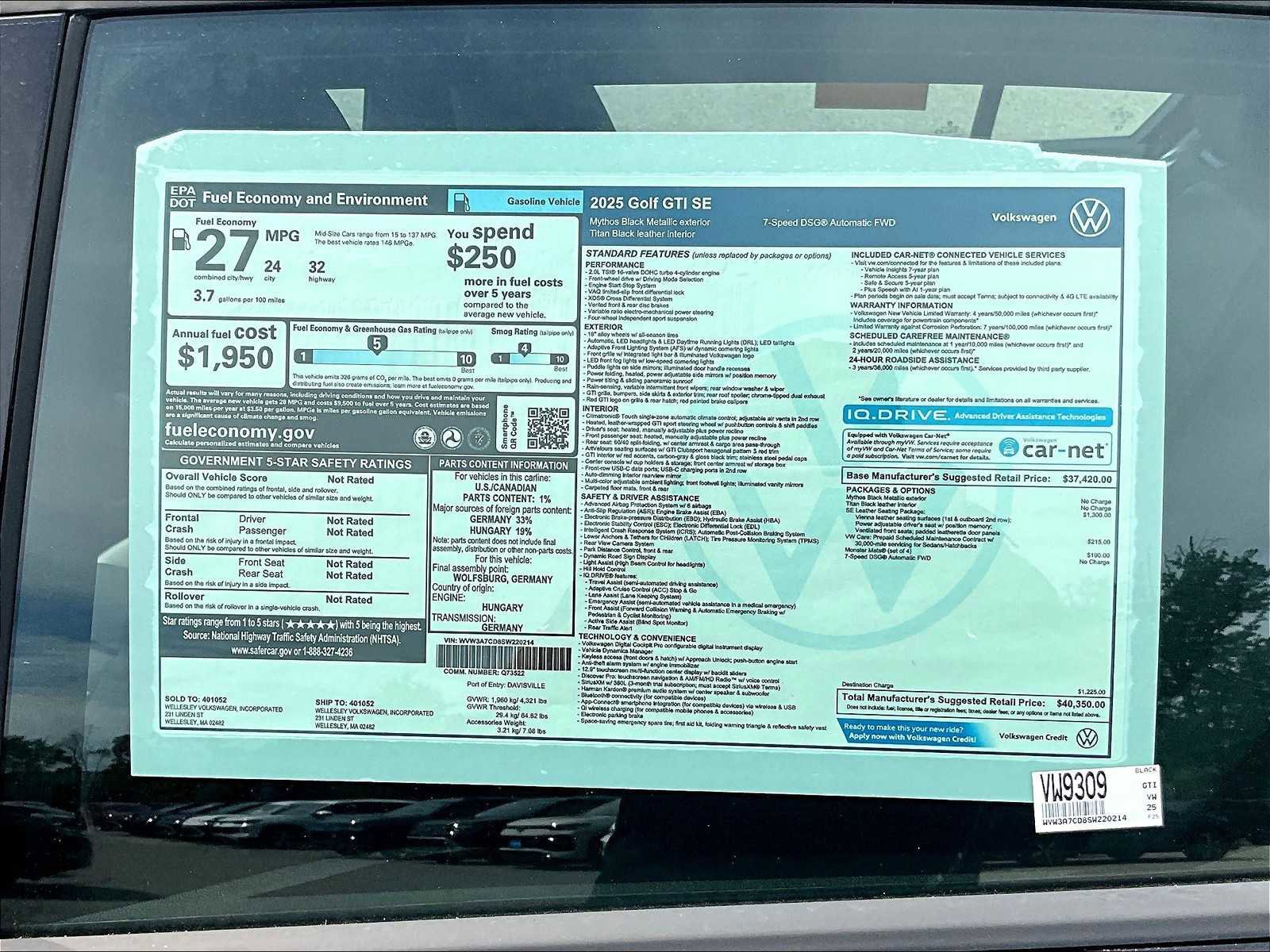 New 2025 Volkswagen GTI SE image 18