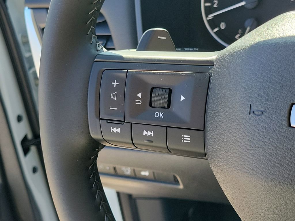 New 2026 Nissan Rogue SV image 30