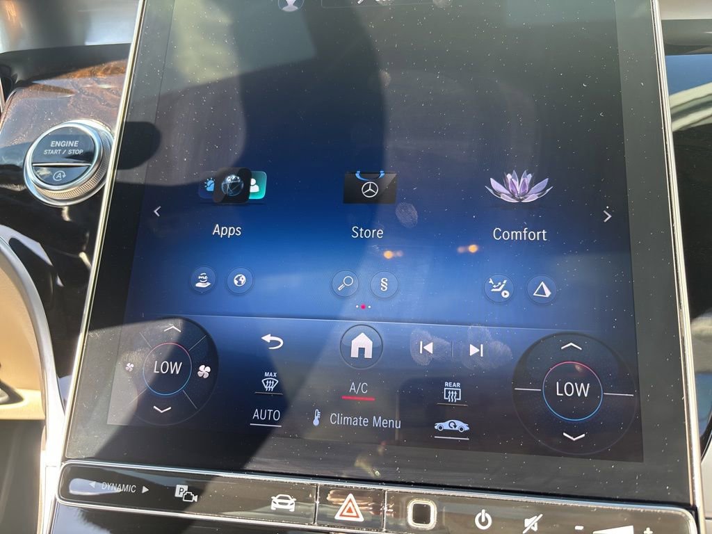 Used 2024 Mercedes-Benz GLC 300 image 30