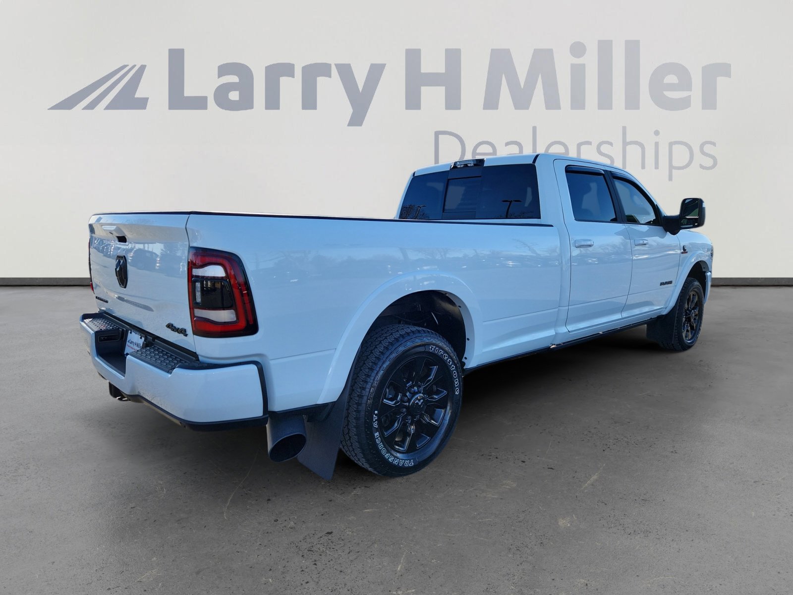 Used 2024 RAM 3500 Limited w/ Night Edition image 5
