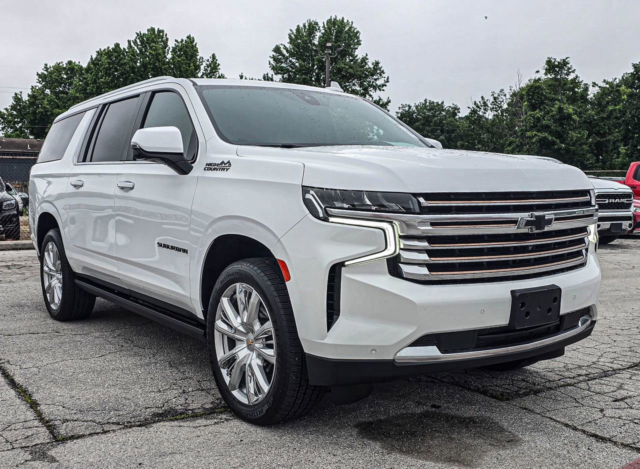 Used 2022 Chevrolet Suburban High Country w/ Max Trailering Package AWD/4WD video 1