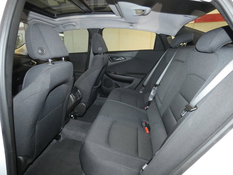 Used 2023 Chevrolet Malibu LT image 24