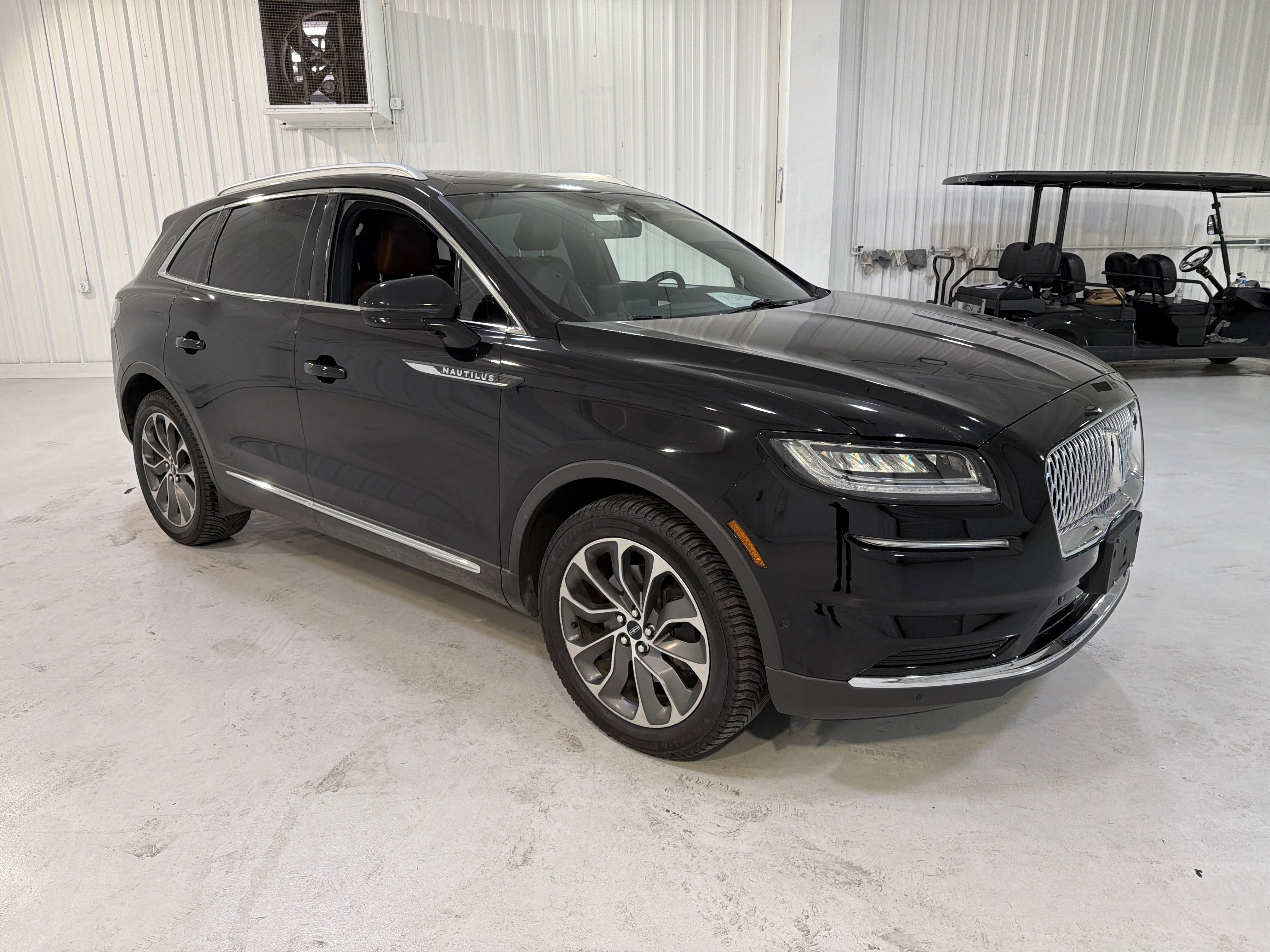 Used 2022 Lincoln Nautilus Reserve image 7