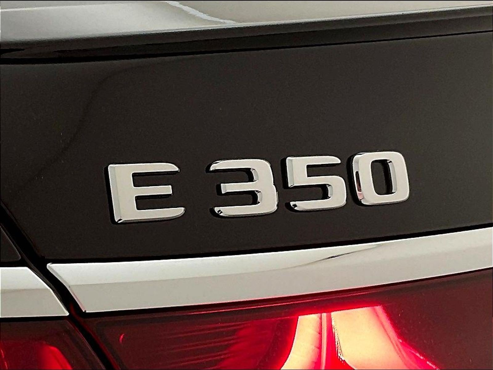New 2026 Mercedes-Benz E 350 4MATIC Sedan image 13