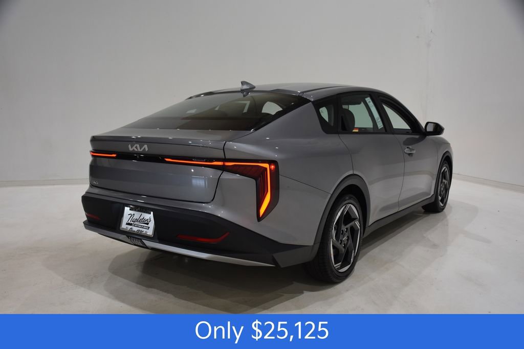 New 2026 Kia K4 EX image 4