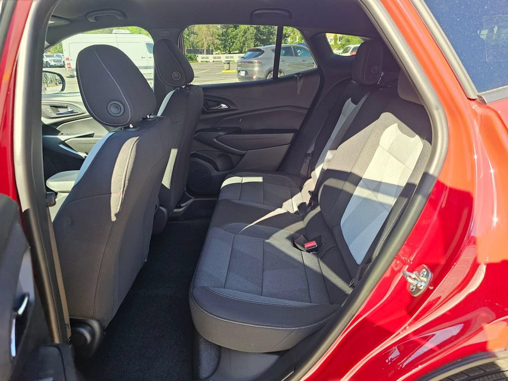 New 2026 Chevrolet Trax RS w/ Driver Confidence Package FWD image 16