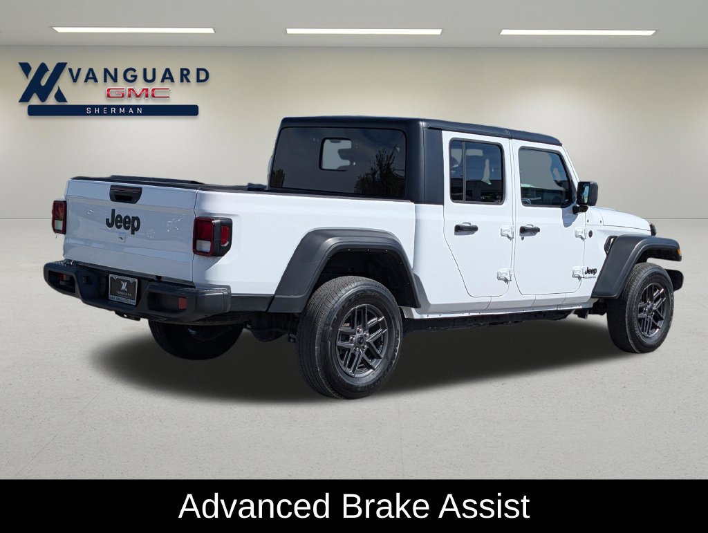 Used 2025 Jeep Gladiator Sport AWD/4WD image 6