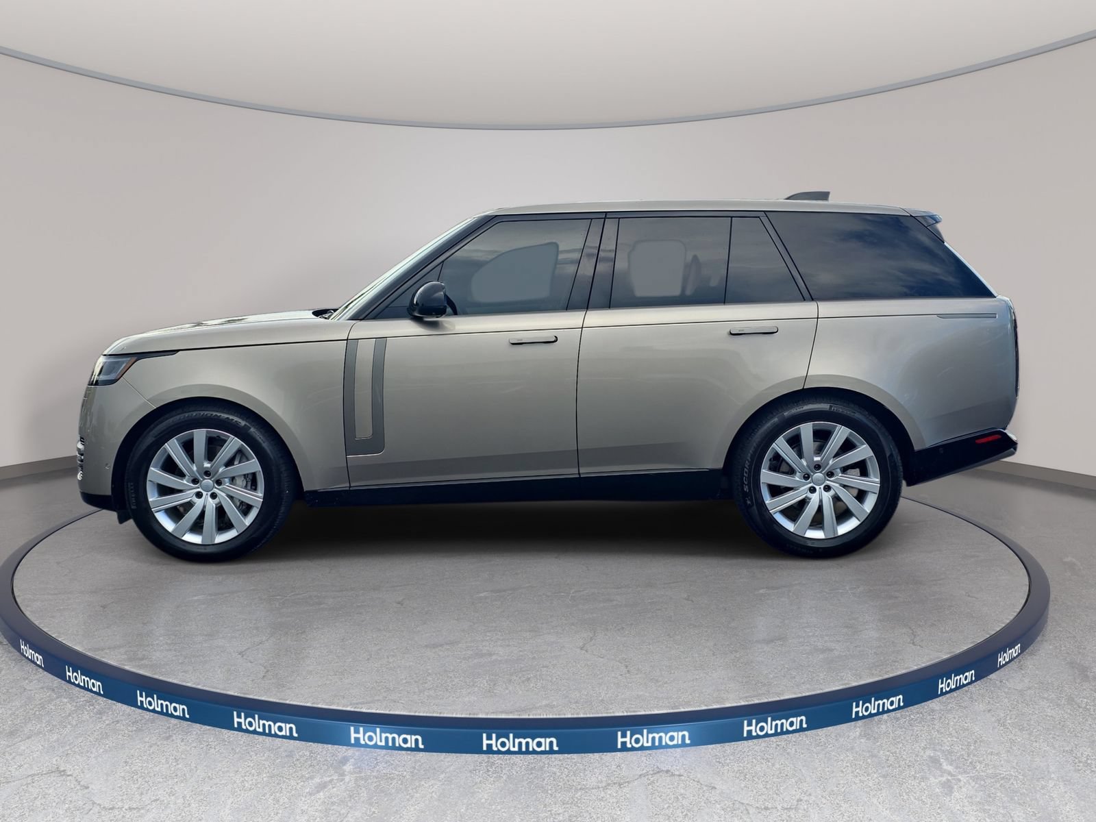 Used 2025 Land Rover Range Rover SE AWD/4WD image 9