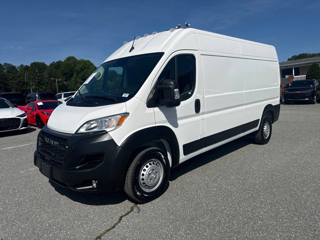 Used 2025 RAM ProMaster 2500 w/ Convenience Group FWD image 1