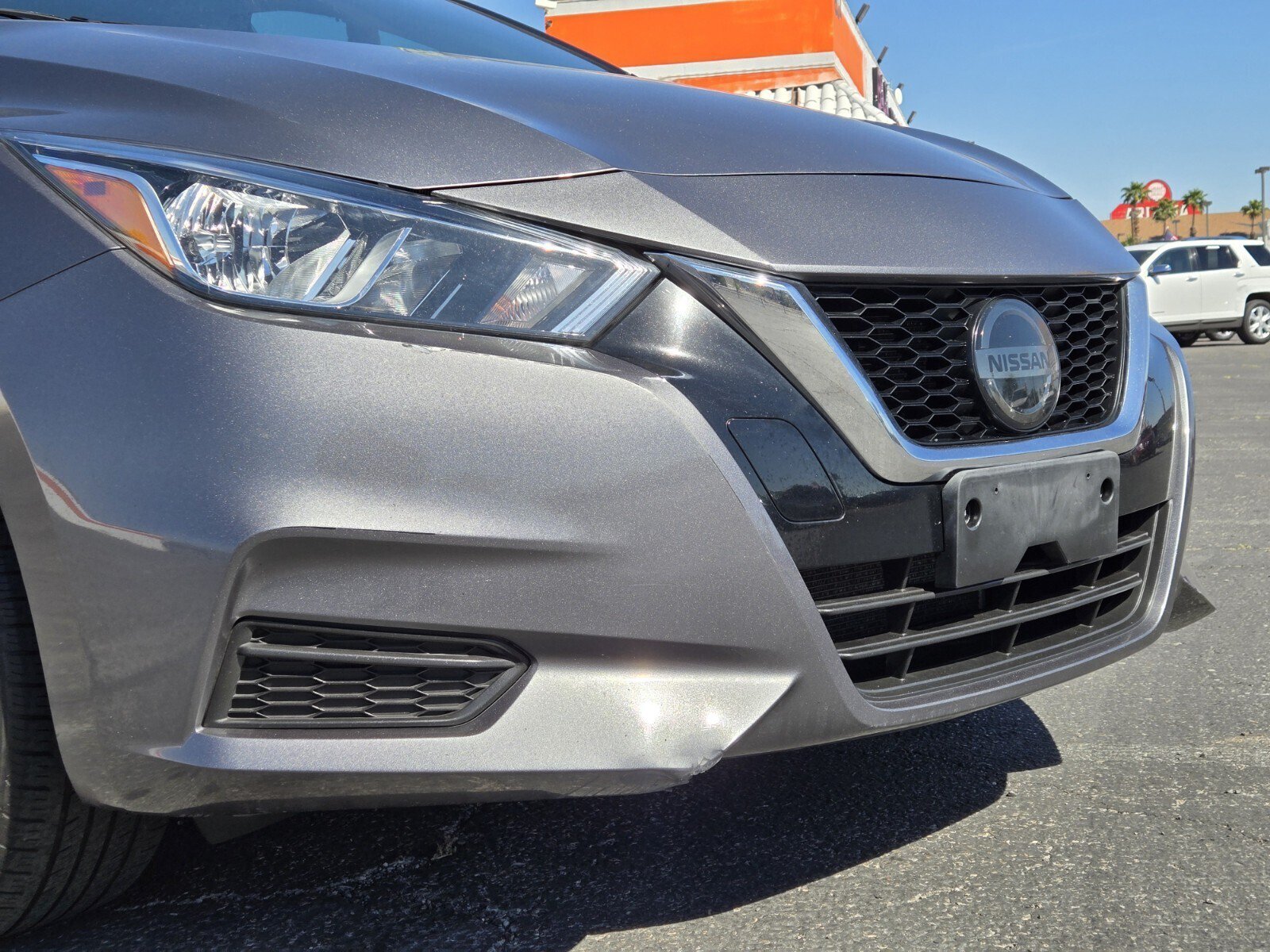 Used 2021 Nissan Versa SV image 5
