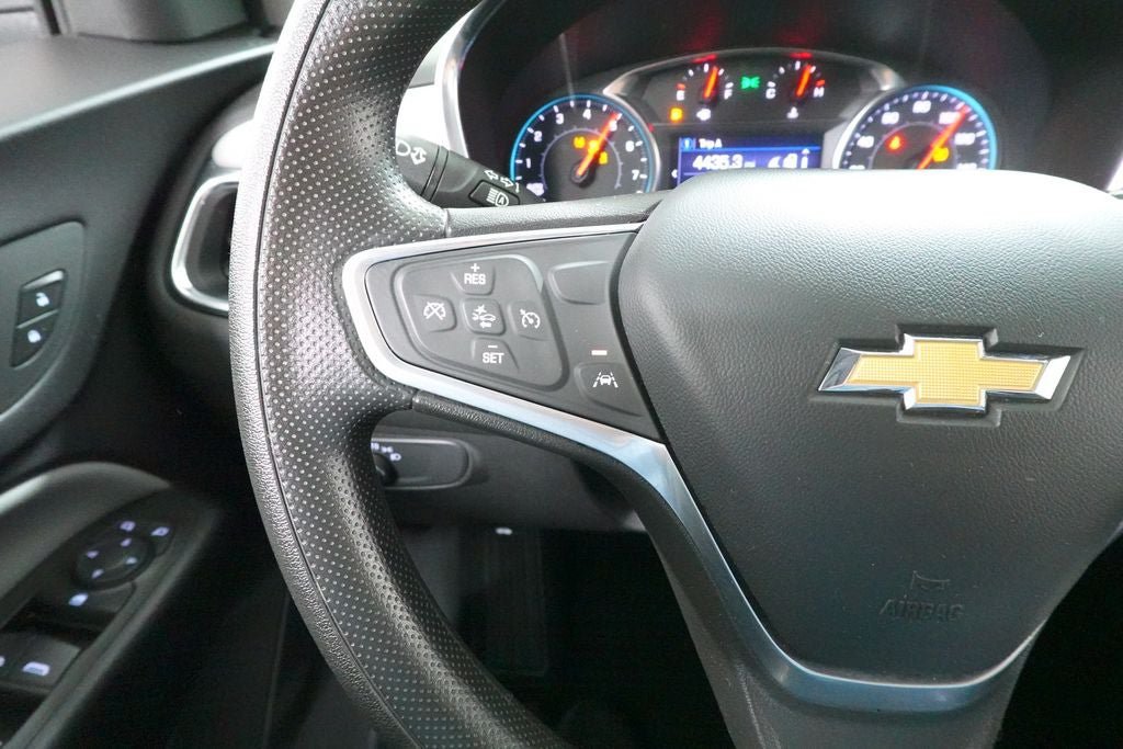 Used 2022 Chevrolet Equinox LS w/ LS Convenience Package AWD/4WD image 14