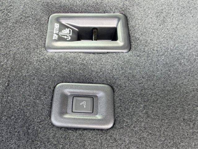 New 2027 GMC Acadia Denali Ultimate w/ LPO, Floor Liner Package AWD/4WD image 23