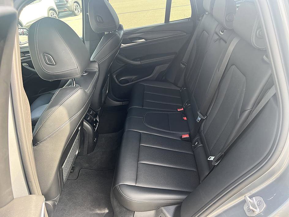 Used 2024 BMW X3 xDrive30i image 14