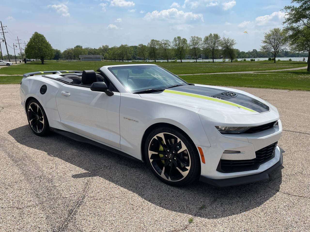 Used 2023 Chevrolet Camaro SS RWD image 26