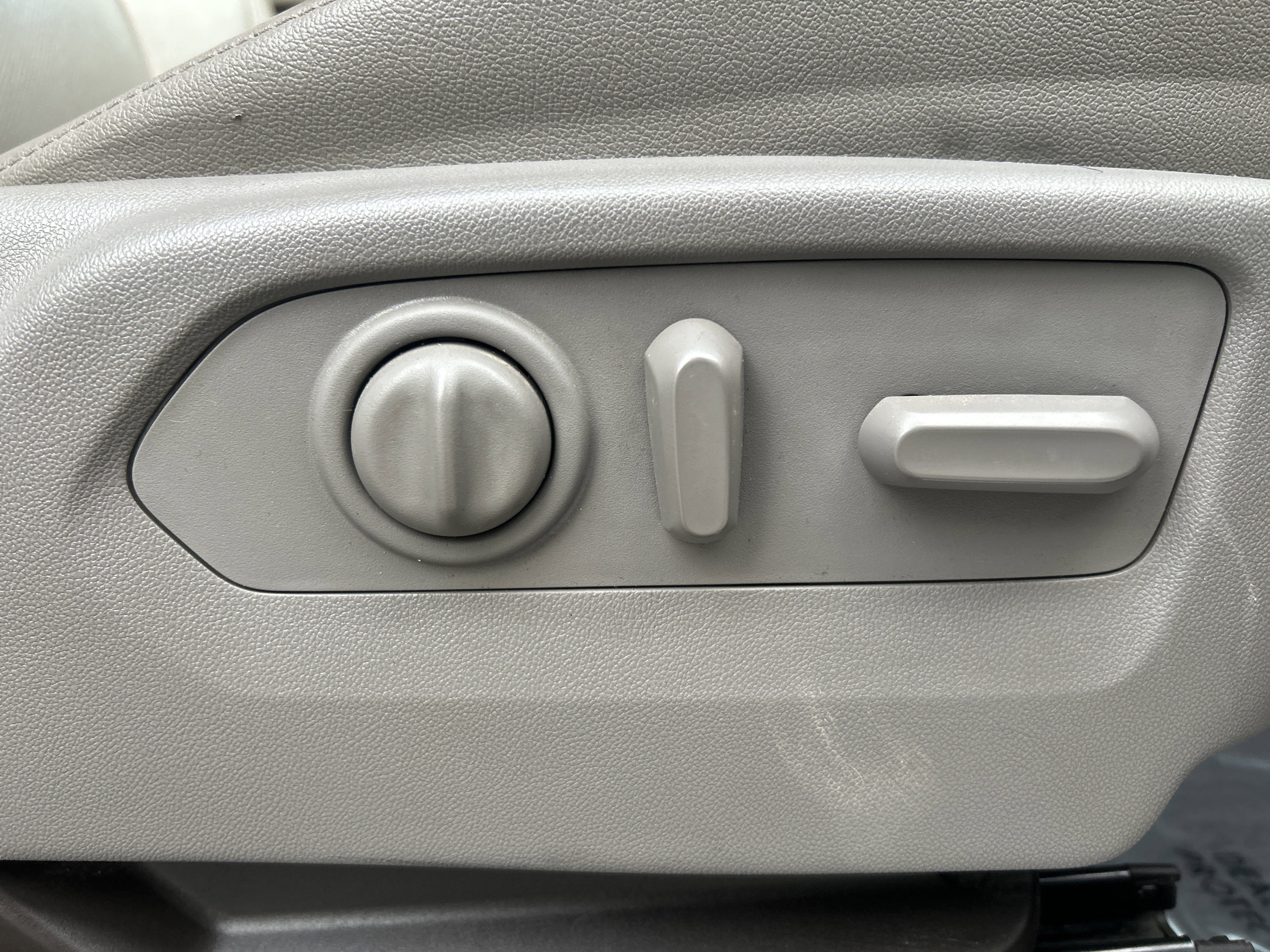 Used 2019 GMC Sierra 1500 SLT w/ SLT Premium Plus Package image 28