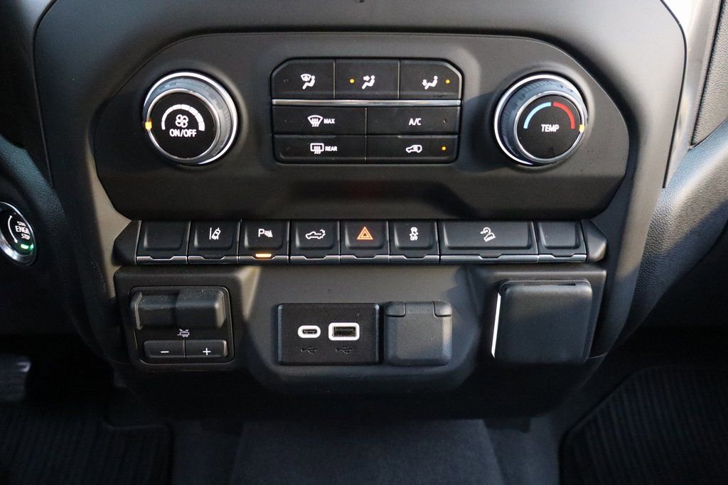 Used 2025 Chevrolet Silverado 2500 Custom w/ Custom Value Package image 9