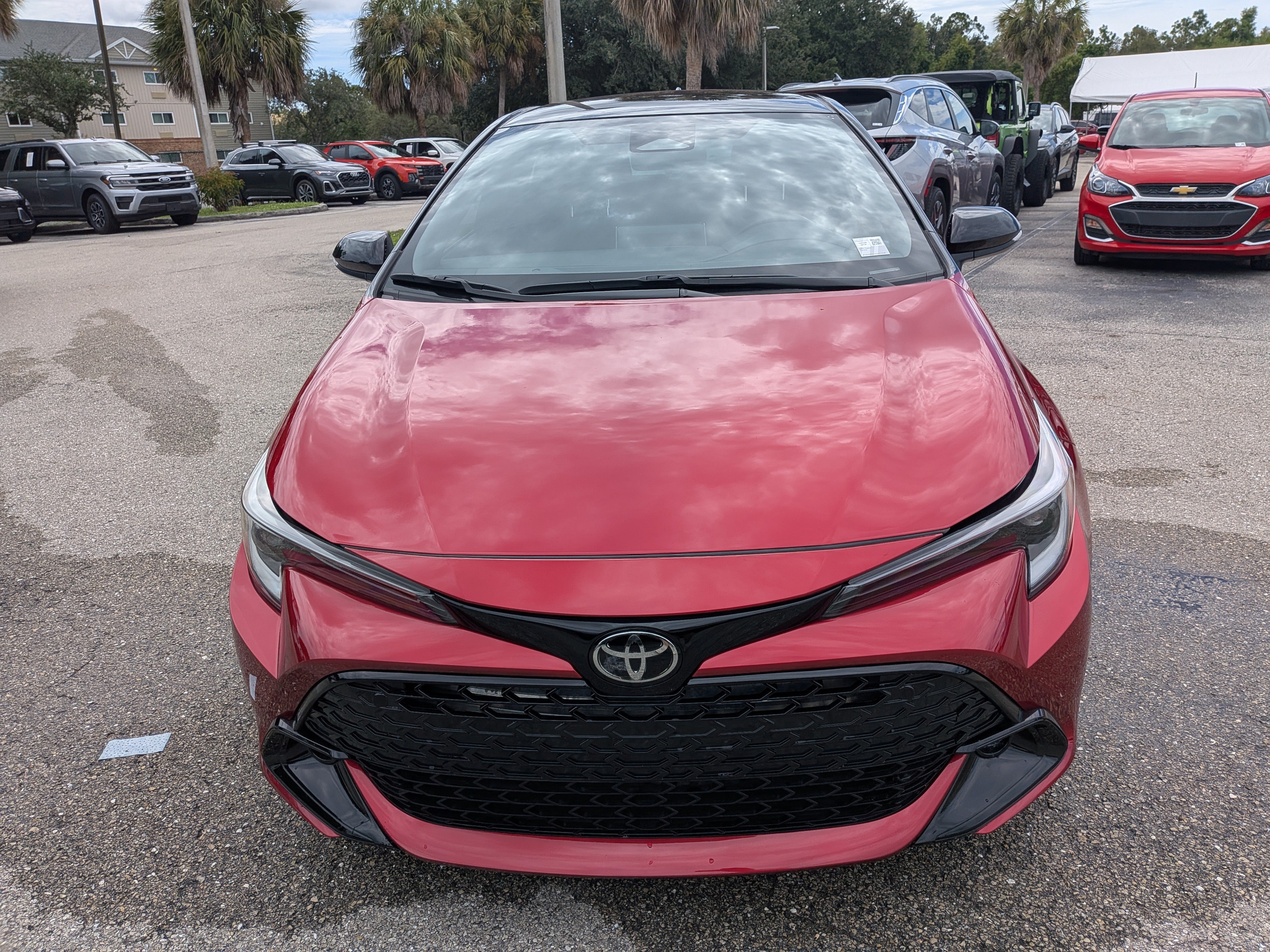 Used 2025 Toyota Corolla SE FWD image 9