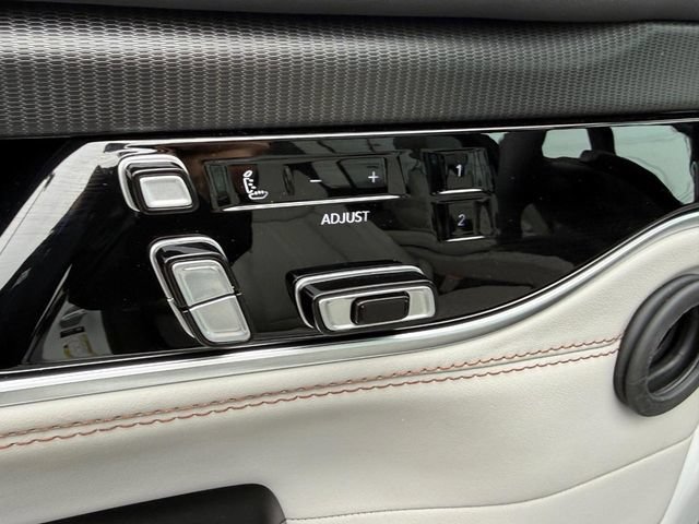 New 2026 Jeep Grand Wagoneer Summit w/ Premium Group III AWD/4WD image 21