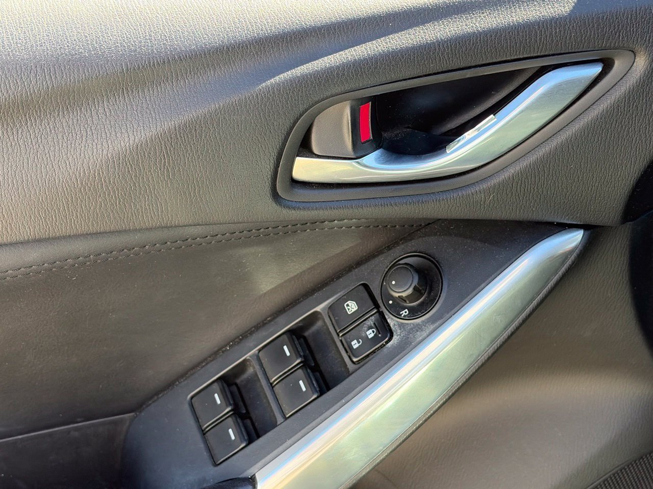 Used 2015 MAZDA MAZDA6 Touring FWD image 6