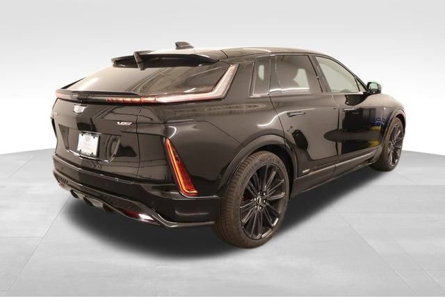 New 2026 Cadillac Lyriq V AWD/4WD image 2