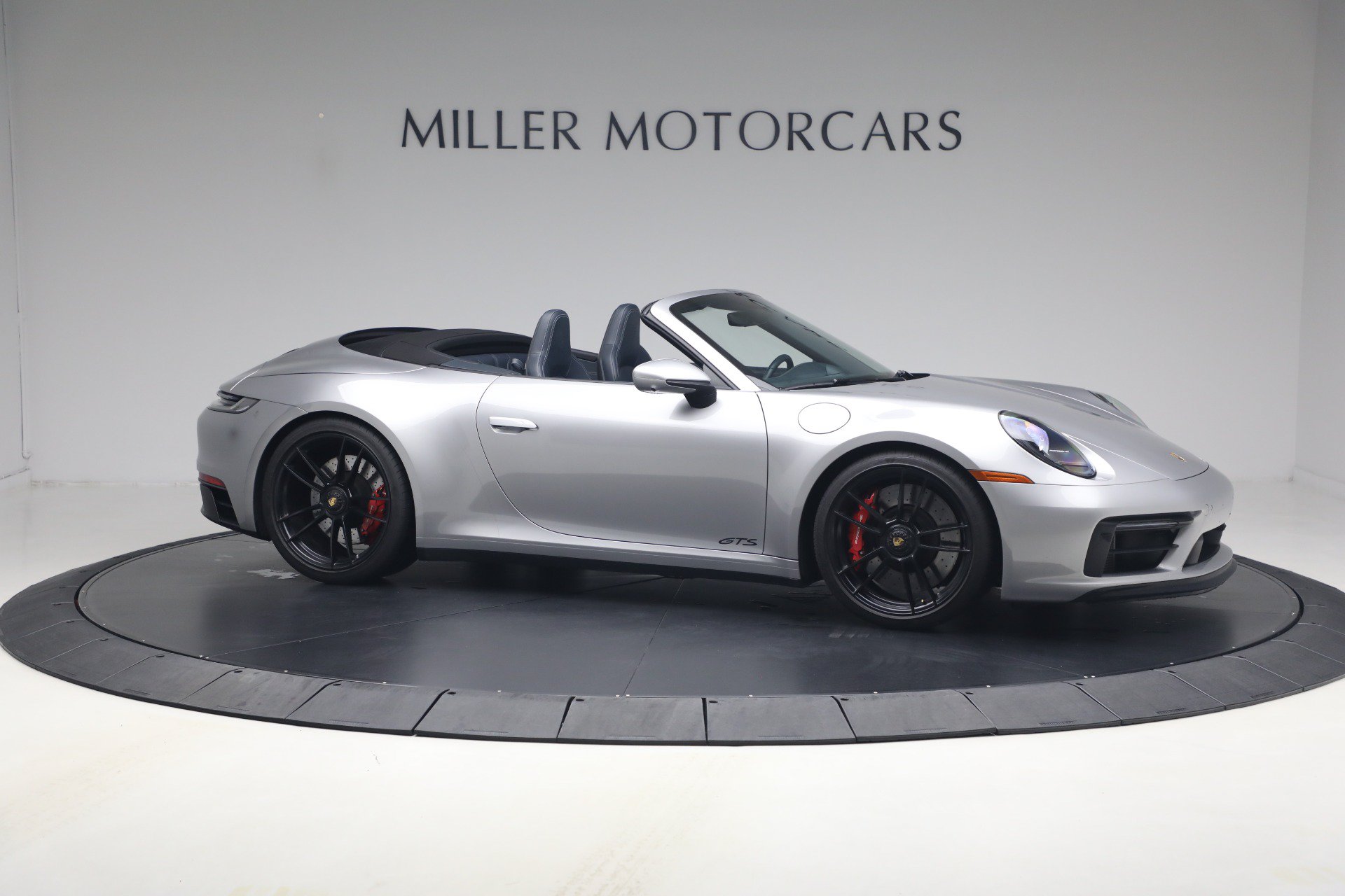 Used 2024 Porsche 911 Carrera GTS RWD image 10