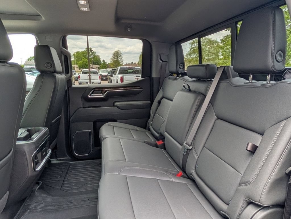 New 2026 GMC Sierra 1500 Elevation w/ Elevation Premium Package AWD/4WD image 39
