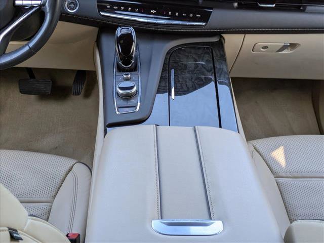 Used 2023 Cadillac Escalade Premium Luxury w/ Performance Package image 18