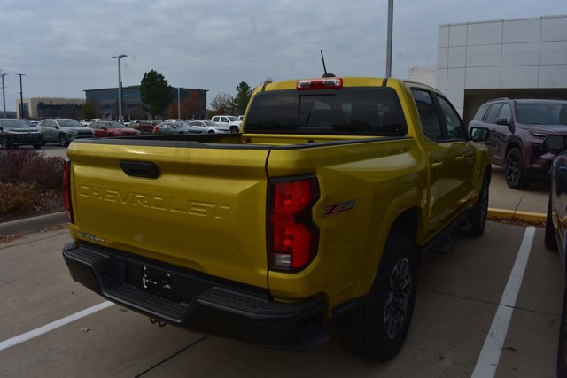 Used 2023 Chevrolet Colorado Z71 w/ Z71 Convenience Package 2 image 4