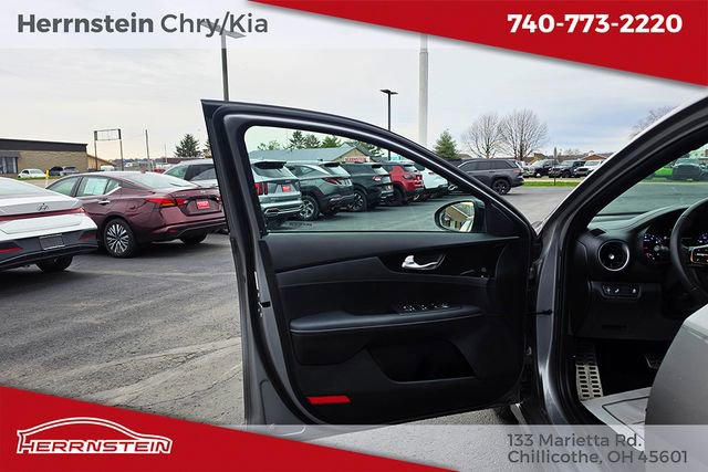 Used 2023 Kia Forte GT-Line w/ GT-Line Technology Package image 13