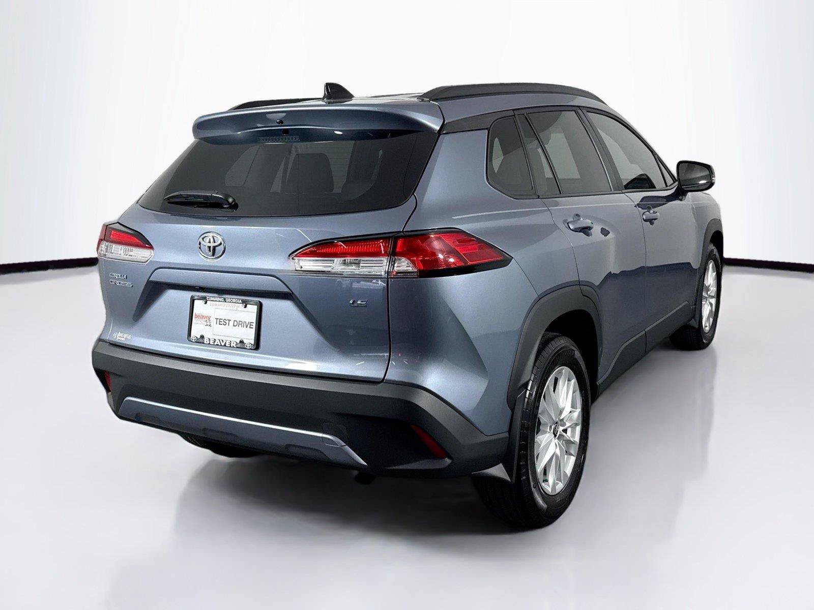 Certified 2025 Toyota Corolla Cross LE w/ Moonroof Package FWD video 2