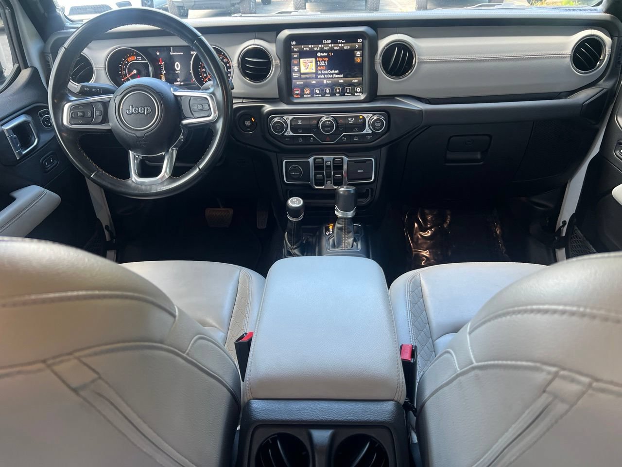 Used 2022 Jeep Gladiator Overland AWD/4WD image 21