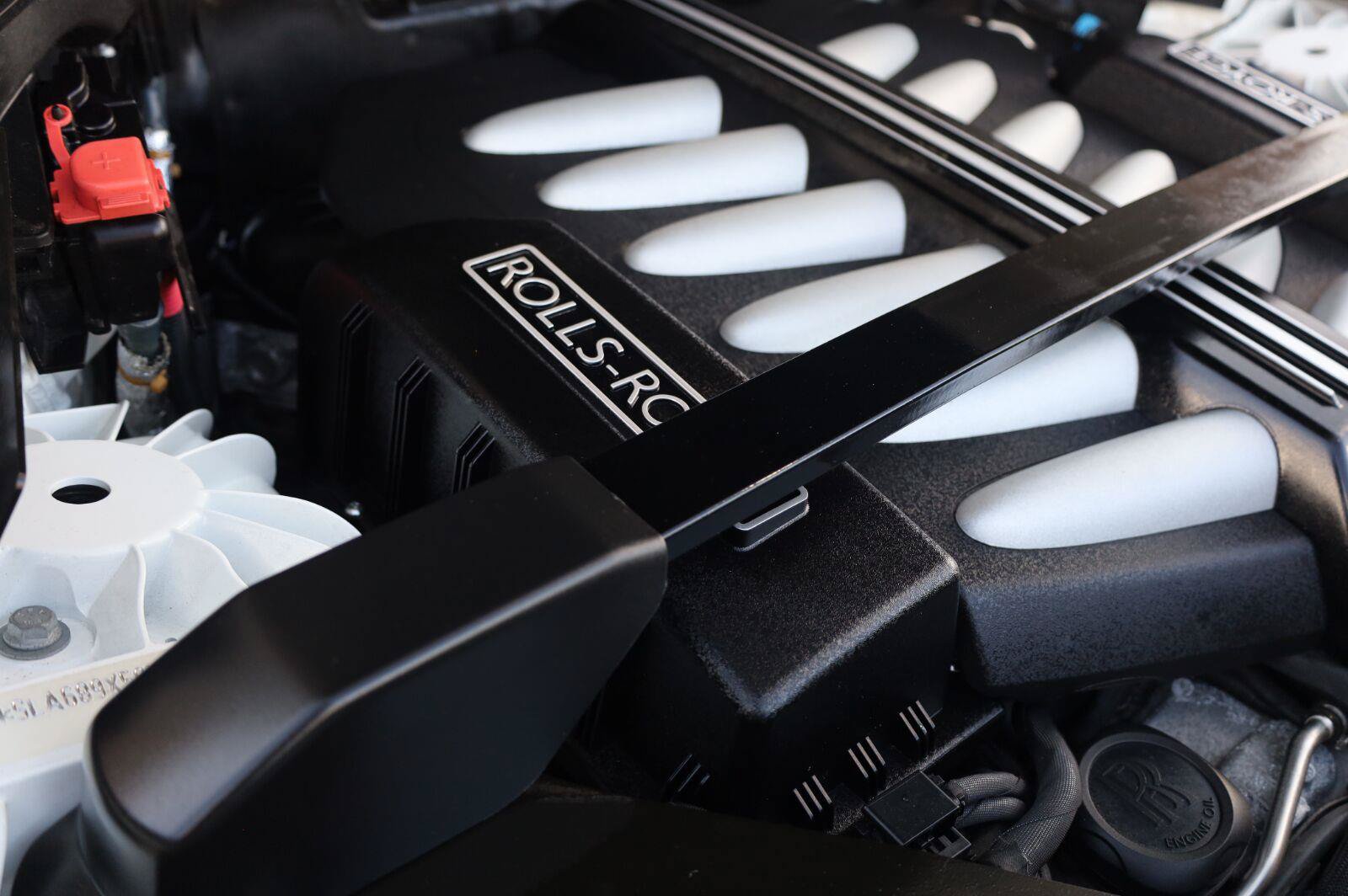 Used 2019 Rolls-Royce Cullinan AWD/4WD image 15