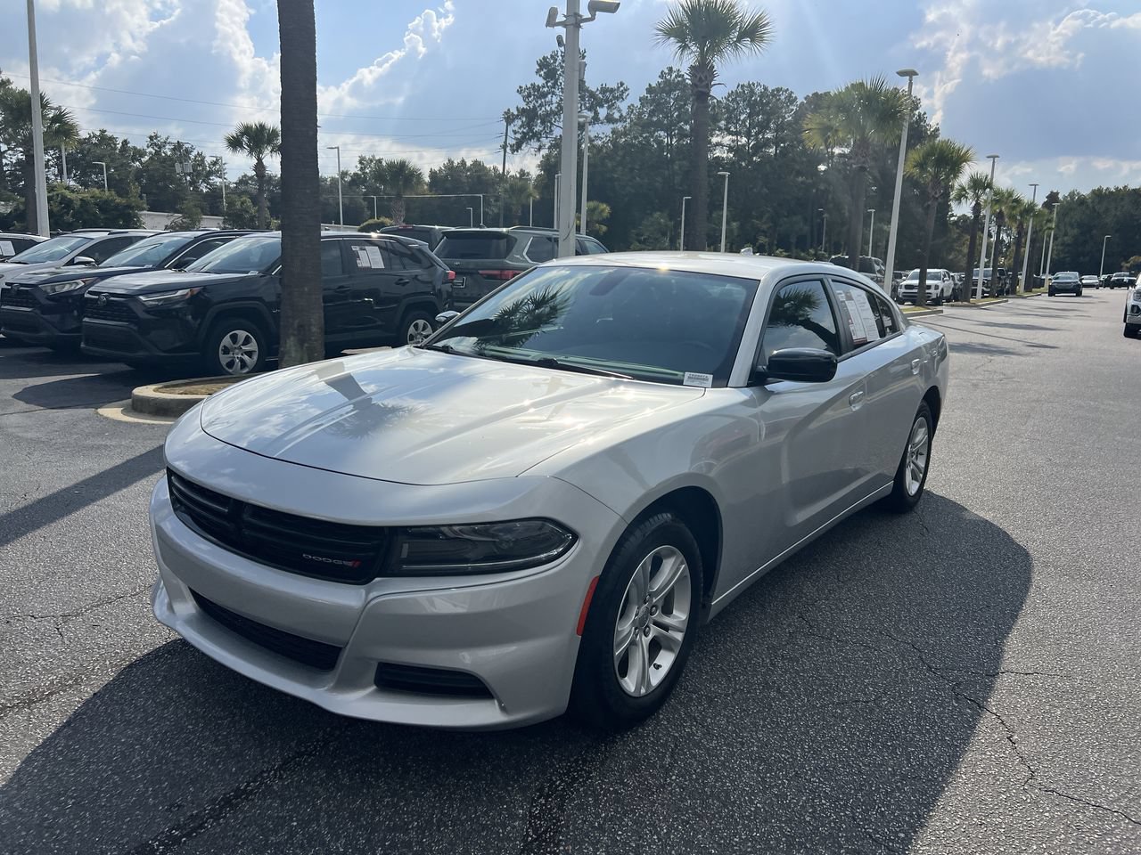 Used 2023 Dodge Charger SXT RWD image 5
